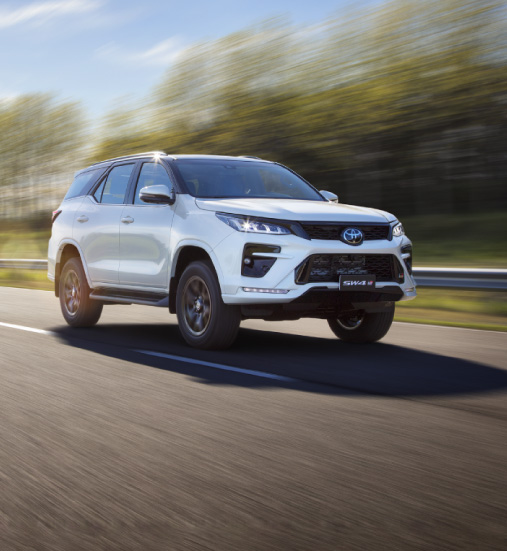 Fortuner-grs-mobile