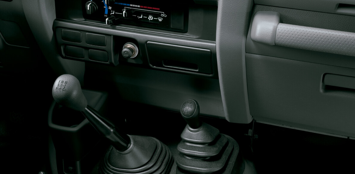 LC-79-Interior-2