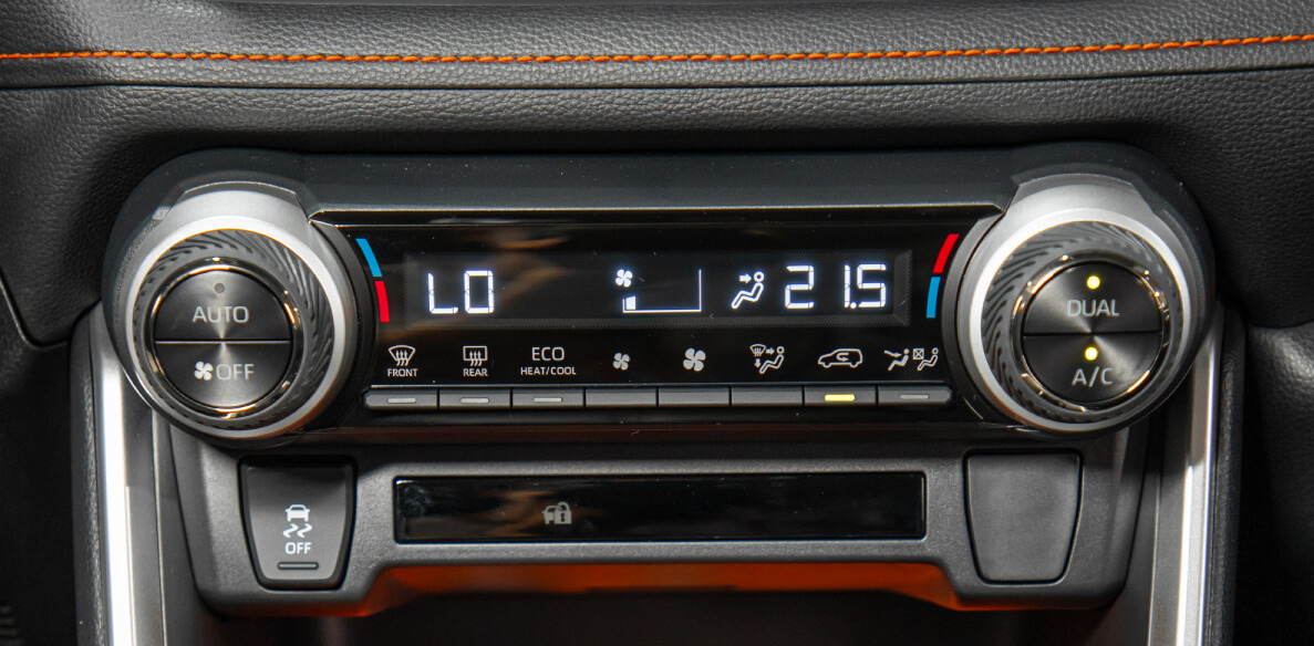 Rav-Interior-5