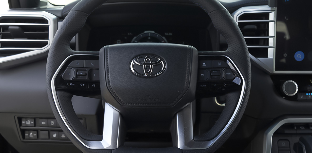 Tundra-interior-2