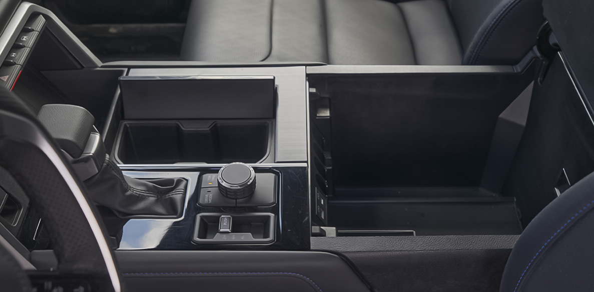 Tundra-interior-6