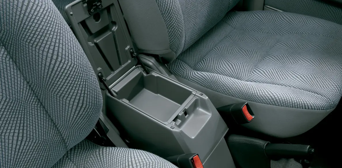 lc-79-interior-3
