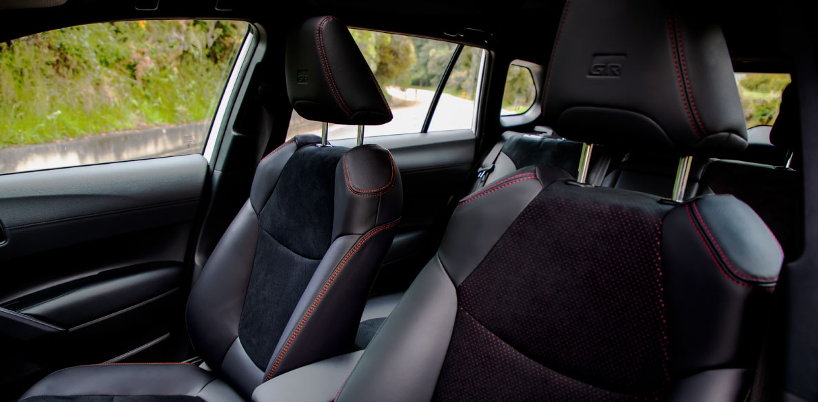 Corolla Cross GRS 3