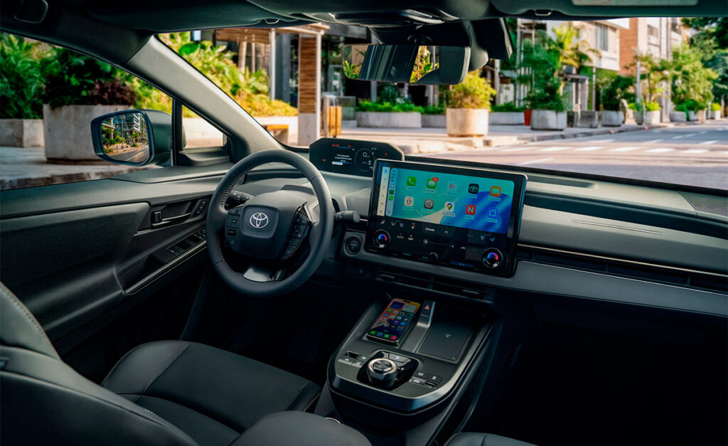 BZ4X_Tuyomotor_Interior_1