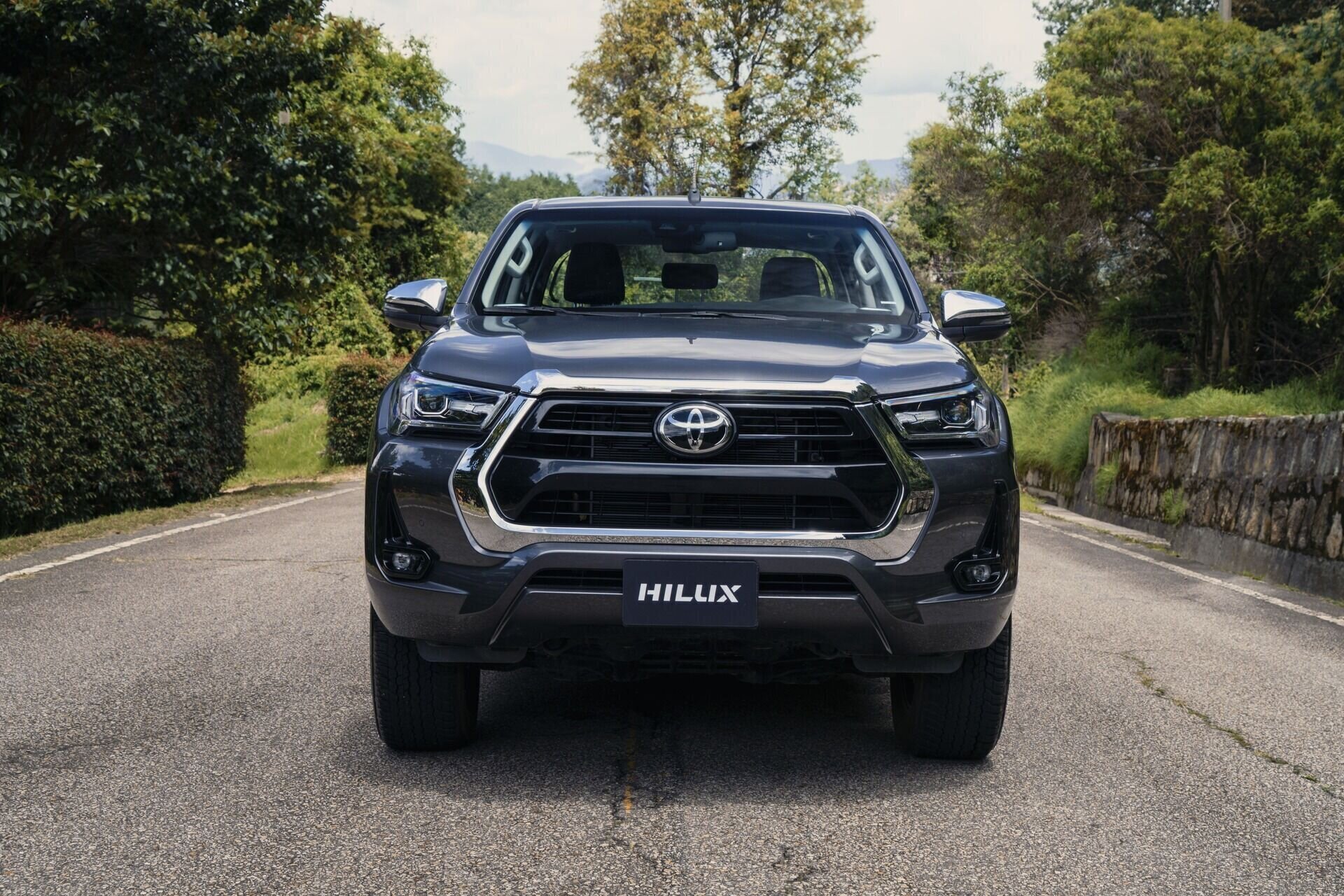 exterior8 Hilux.jpg