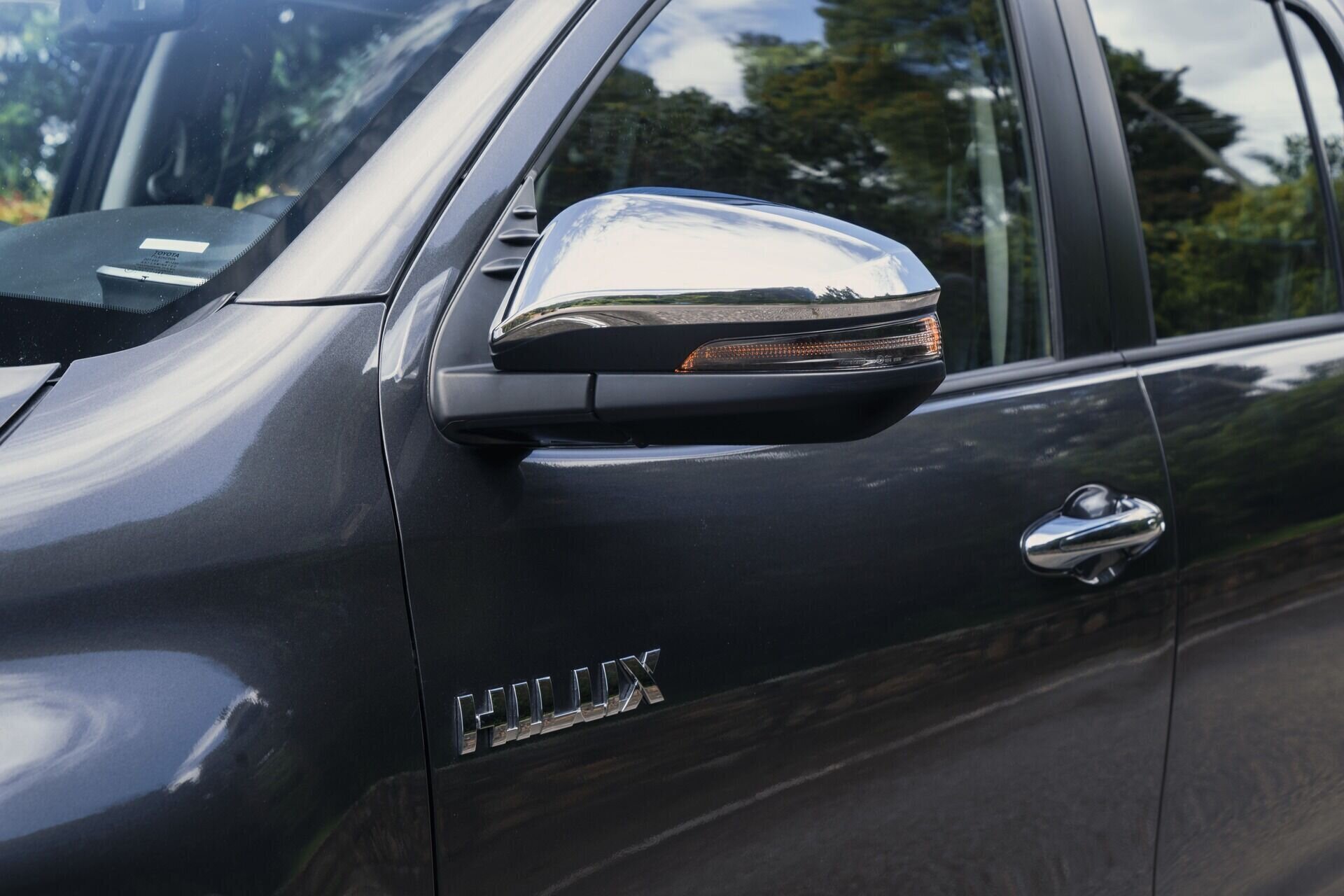 exterior9 Hilux.jpg