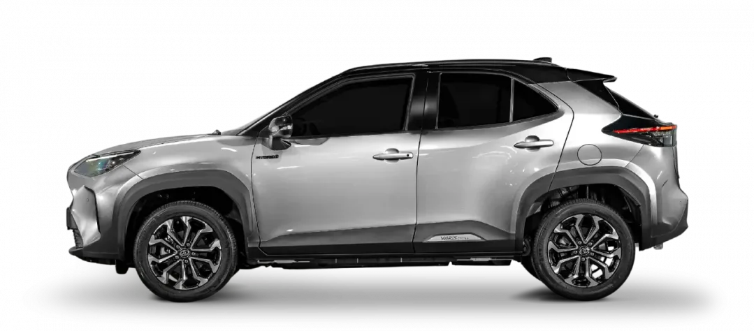 yaris-cross-xls-plata-metalico-l