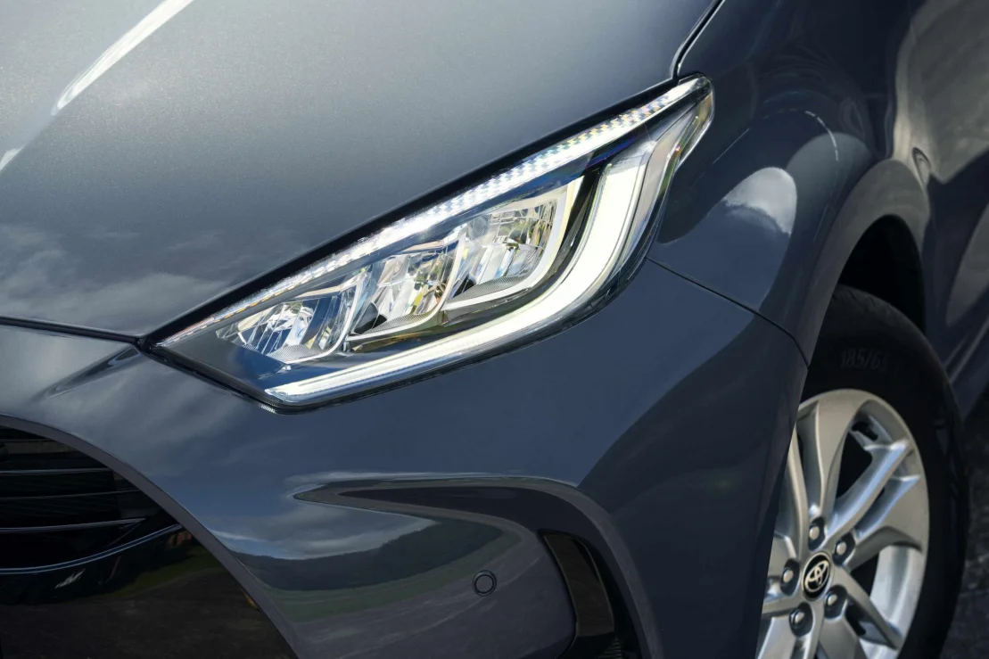 galeria-yaris-totem-6.jpg